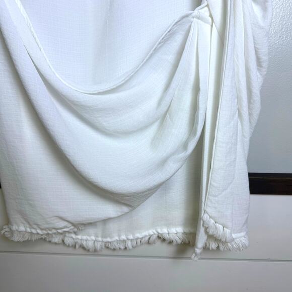 UMGEE Woman's White Wrap Dress. Boho/Bohemian. Size: M - Picture 3 of 7